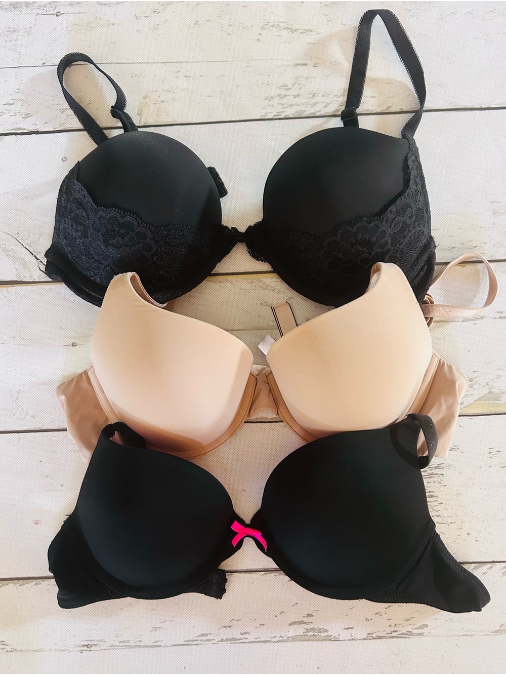 Lot of 3 Bras 34B Victoria's Secret Black & Nude Push-Up Bra & a Xhilaration Bra